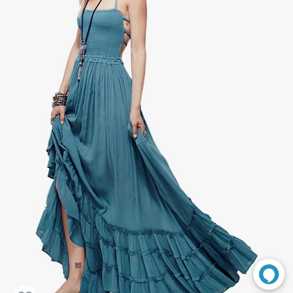 NWT Size Medium R Vivimos Dress
